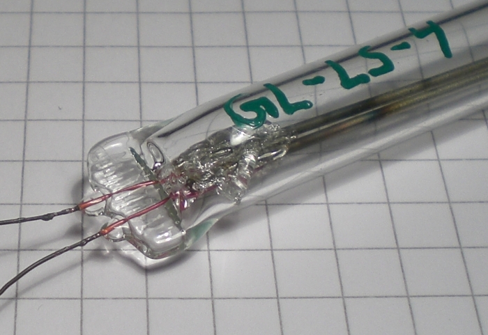Die Befestigung der Elektroden in der GL-LS-4